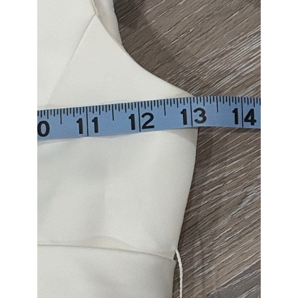 David's Bridal Ivory Sleeveless Polyester Tulle Dress, Regular Size 8 - Picture 5 of 6